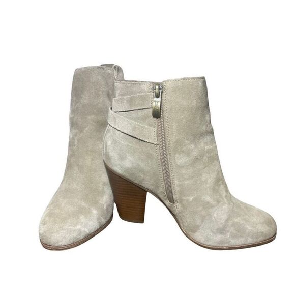 Michael KORS Shannon Booties - Picture 4 of 9